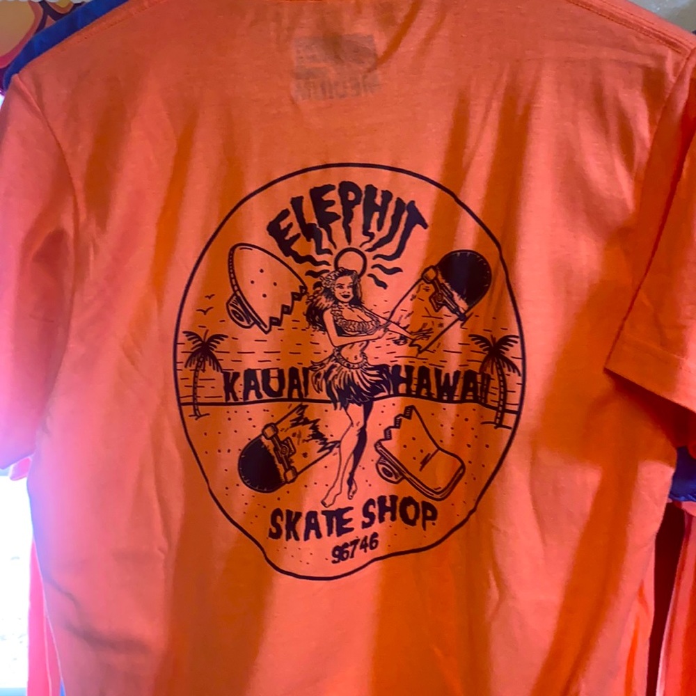 Elephit shop shirt